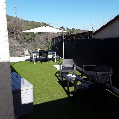 F1 Avec Un Espace Jardin Apartment Gattières Exterior foto