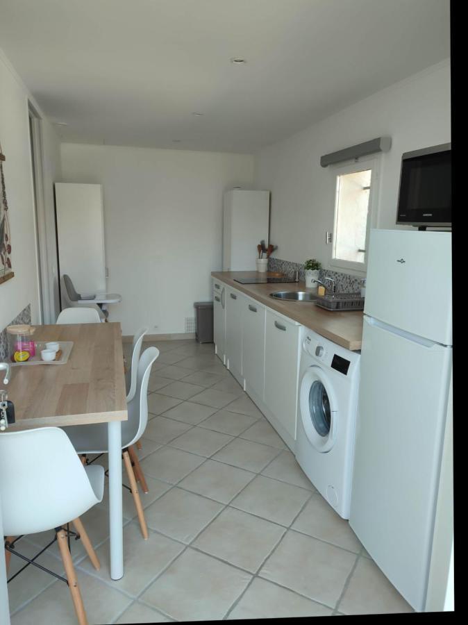 F1 Avec Un Espace Jardin Apartment Gattières Exterior foto